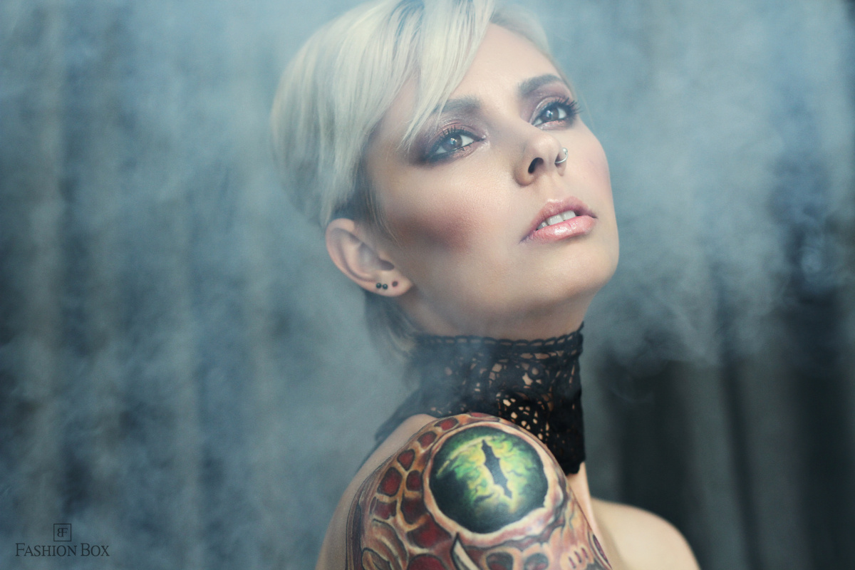 WOW! В КАЗАНИ ПОЯВИЛАСЬ ДЫМ-МАШИНА! - Новости Fashion Box – фото № 2